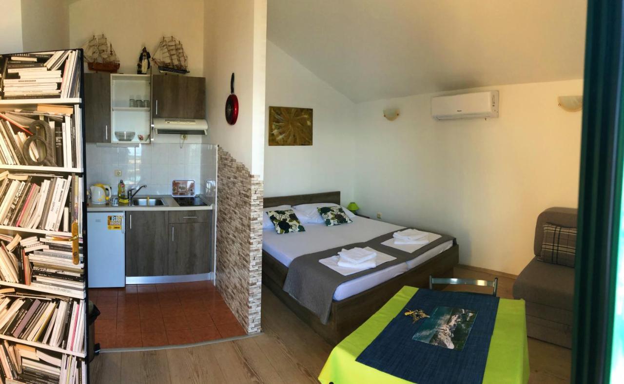 גראדאץ Apartman Iris מראה חיצוני תמונה